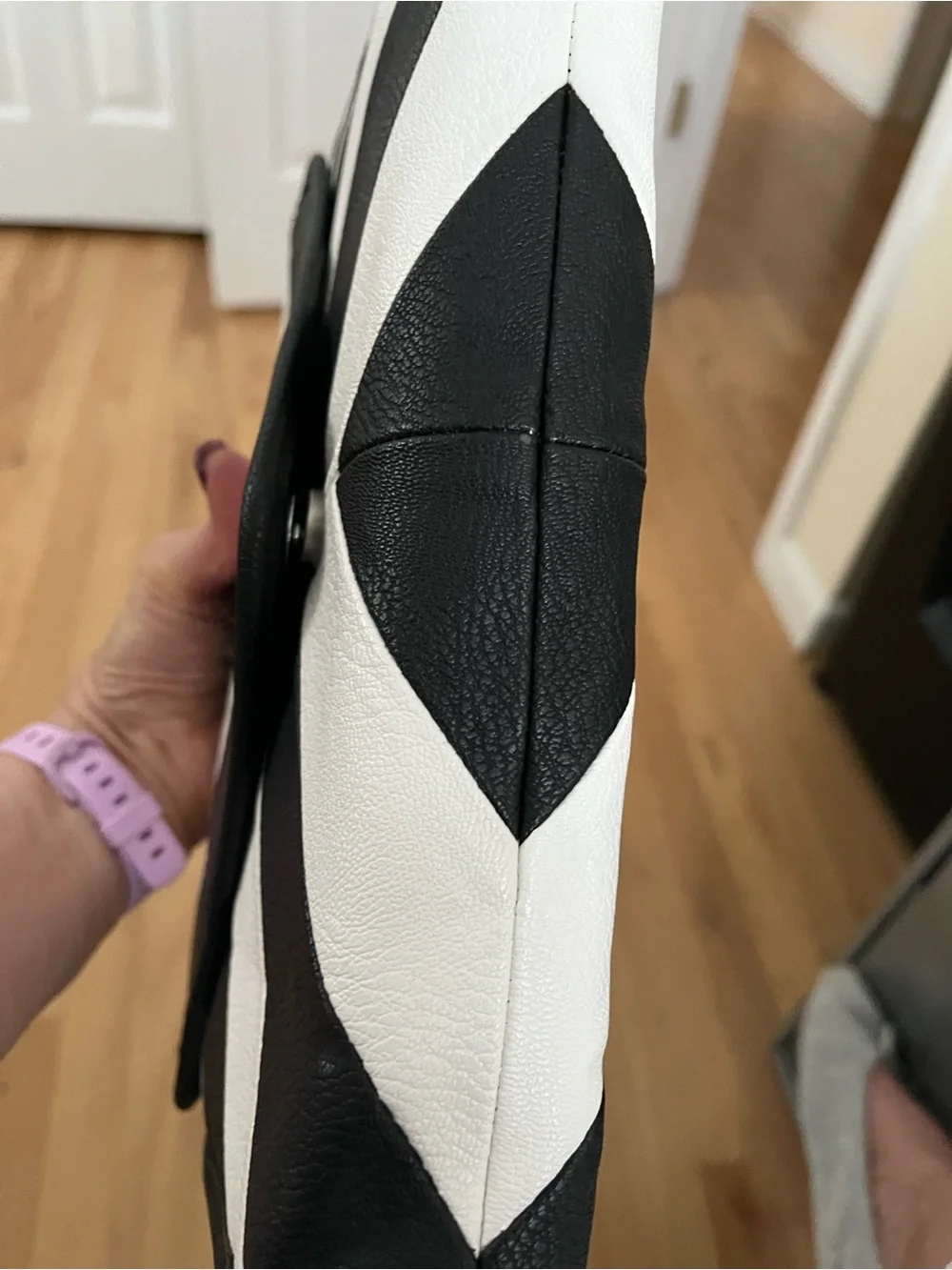 Chico’s pebbled leather Black & White Chevron Convertible should/clutch bag.